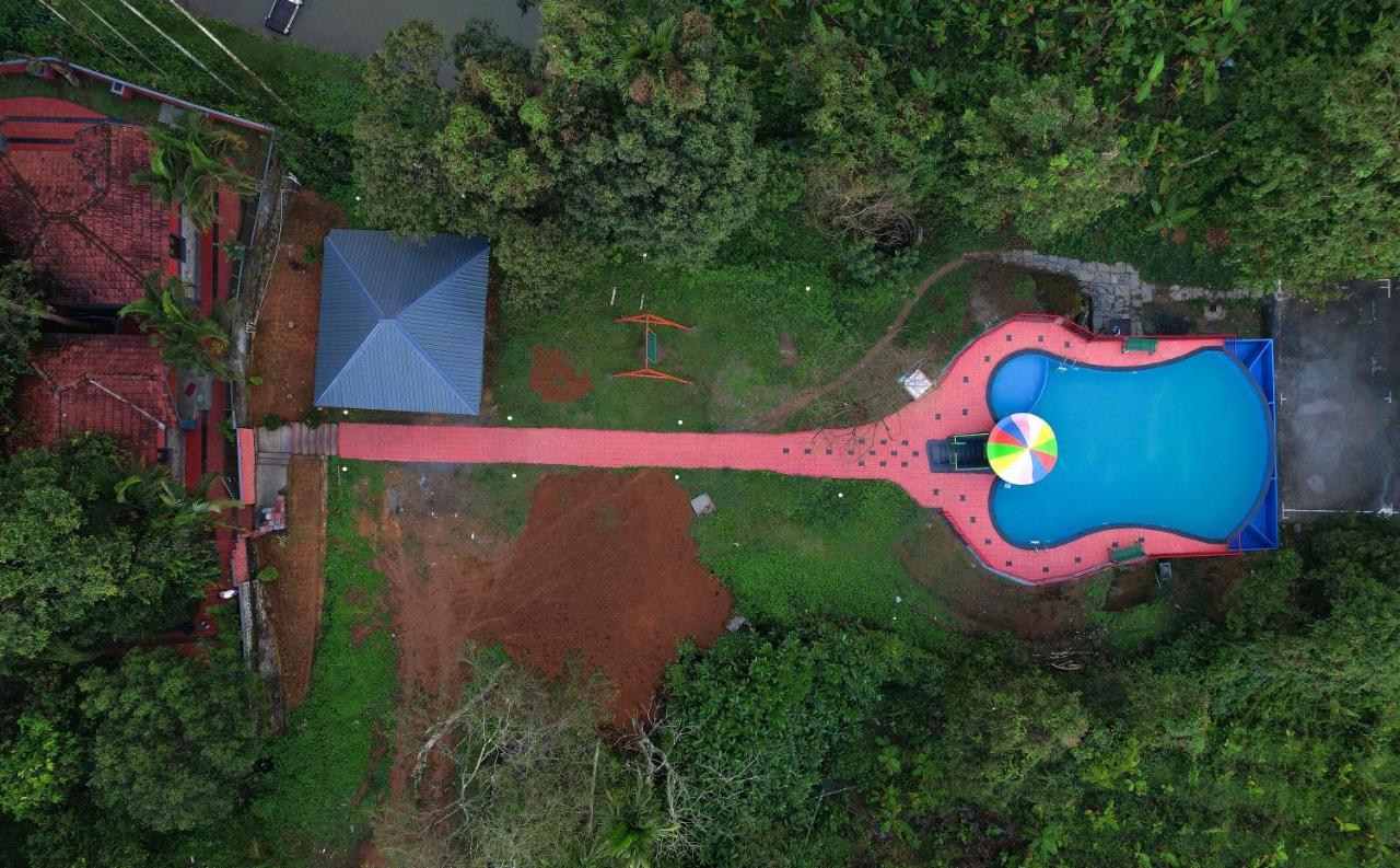Clay Resort By Bestinn Leisure - Wayanad Padinjarathara Εξωτερικό φωτογραφία