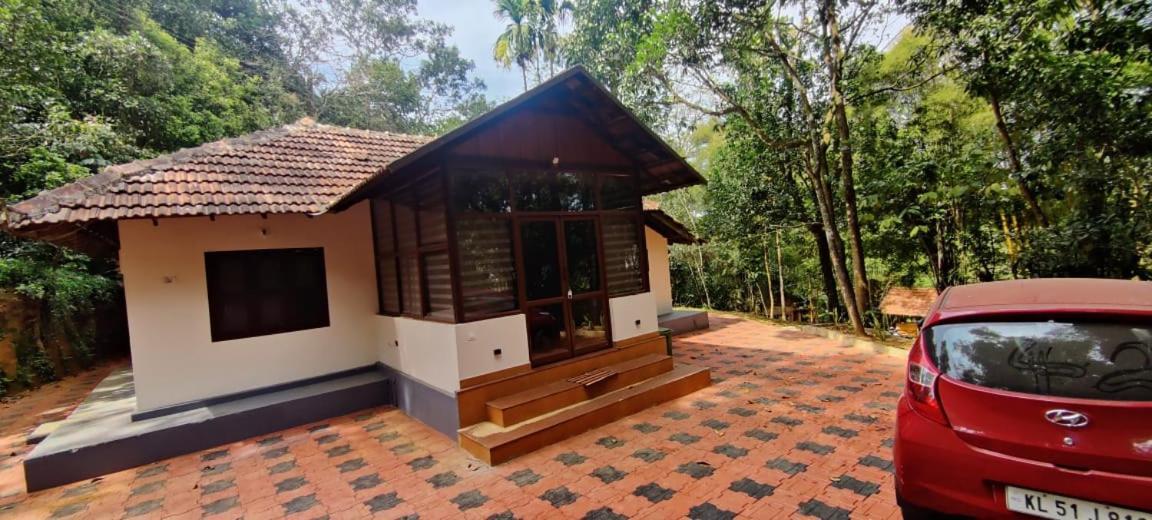 Clay Resort By Bestinn Leisure - Wayanad Padinjarathara Εξωτερικό φωτογραφία
