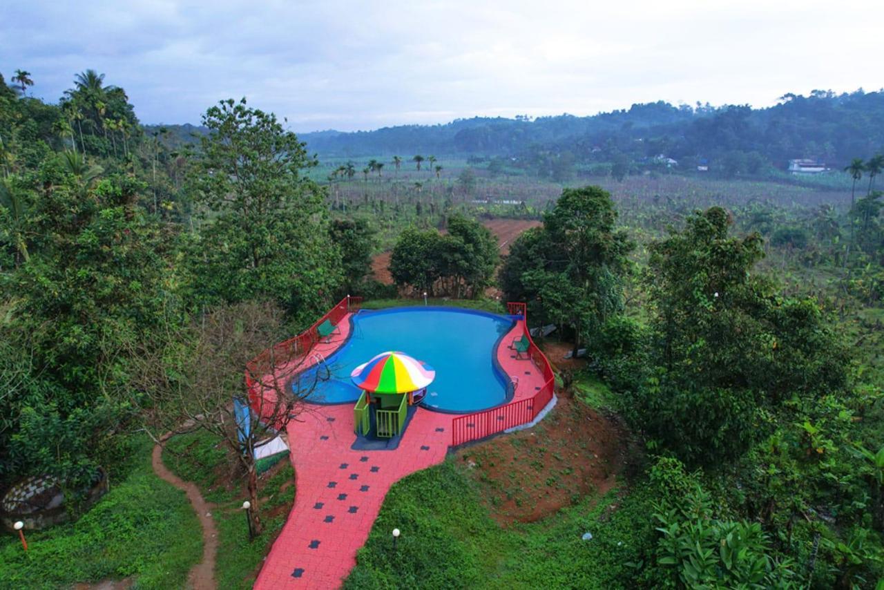 Clay Resort By Bestinn Leisure - Wayanad Padinjarathara Εξωτερικό φωτογραφία