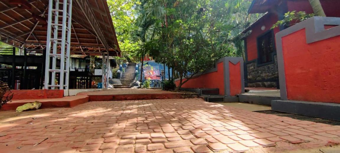 Clay Resort By Bestinn Leisure - Wayanad Padinjarathara Εξωτερικό φωτογραφία